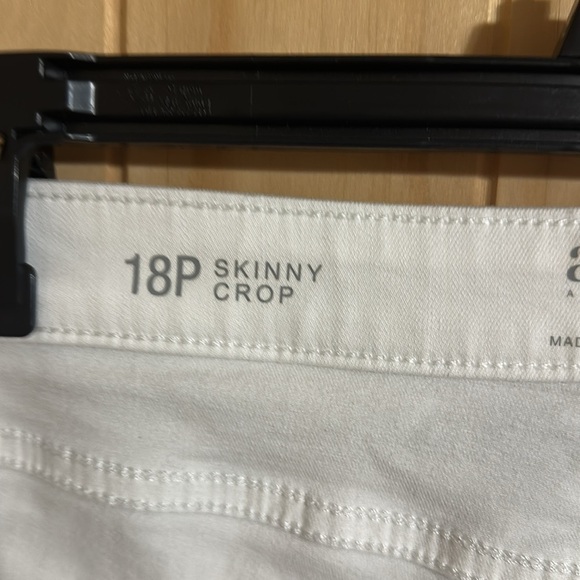 a.n.a White Ankle Skinny Cropped Jeans - Picture 4 of 5